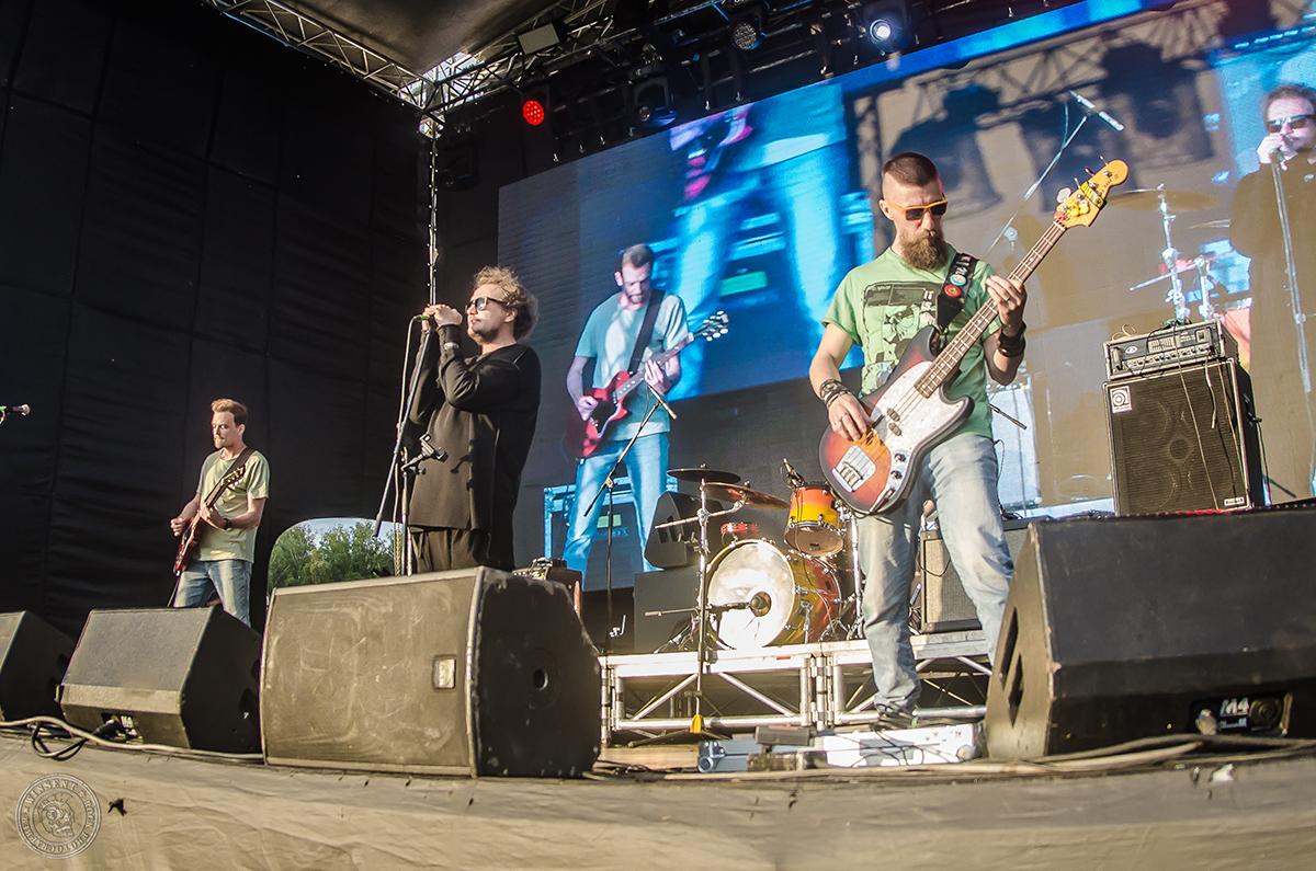 Фото В Новосибирске прошёл рок-фестиваль «Ветер Сибири-2023» 18